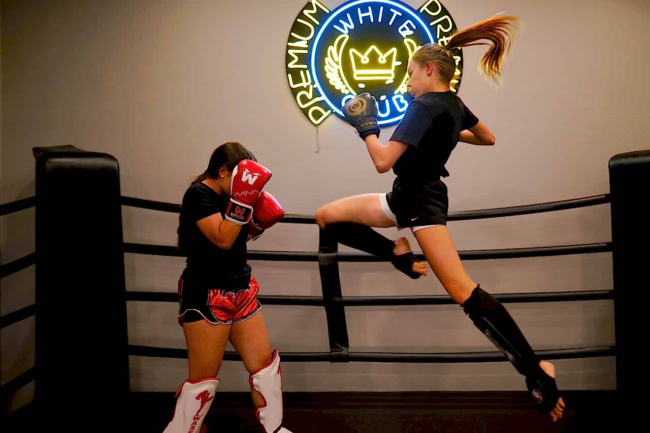 Kickboks Kursu; Hem eğlenirken hem de forma girmek mi istiyorsunuz?